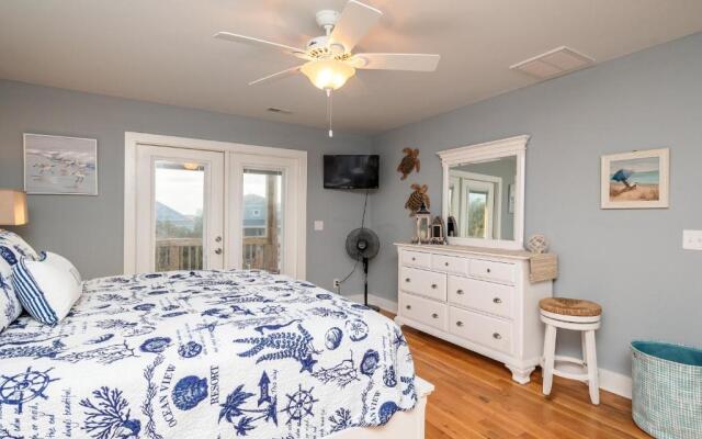 Beach 45 by Oak Island Accommodations