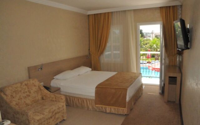 Отель Club Hotel Arinna
