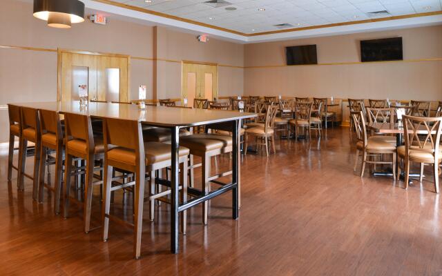 Holiday Inn Express Breezewood by IHG