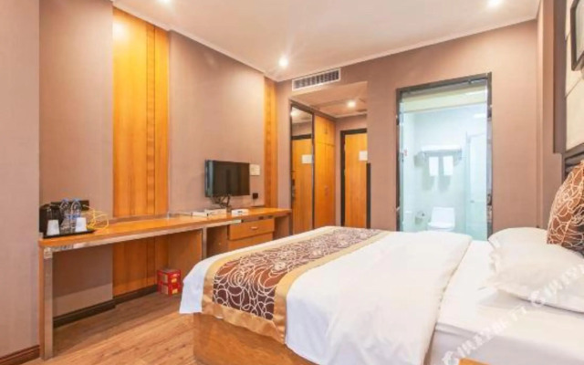 Junrong Fashionable Hotel