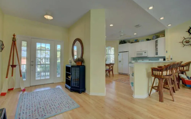 Tortuga Pool Home
