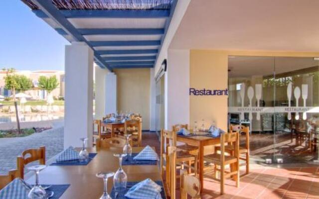 Aparthotel 4 Stars Adelianos Kampos