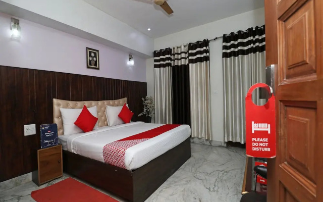 Collection O 28453 Galaxy Hotel