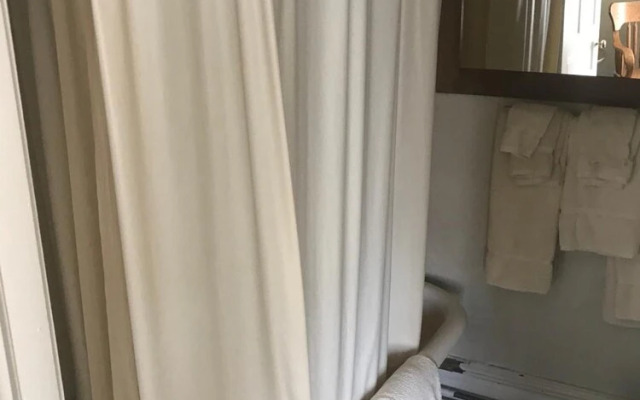 Historic Franklin Hotel