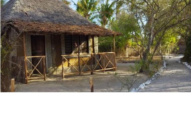 "room in B&B - Mida Creek Eco Camp 1"