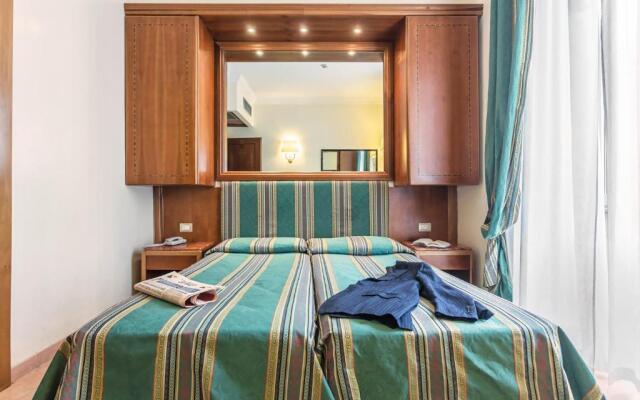 Raeli Hotel Floridia
