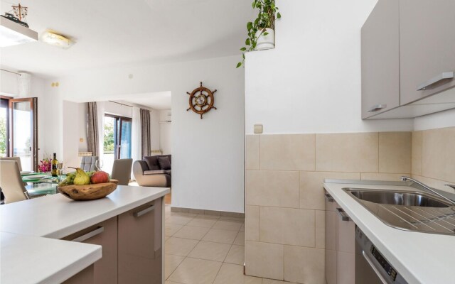 Amazing Apartment in Rijeka With 2 Bedrooms, Wifi and Outdoor Swimming Pool