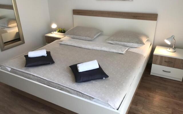 Apartment house Riva