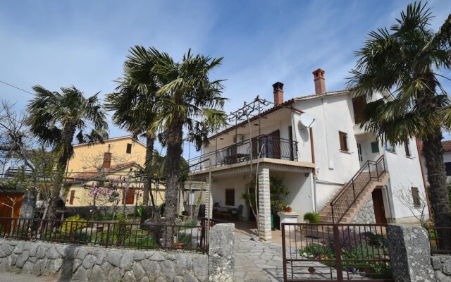 Three Bedroom Apartment Pinezic