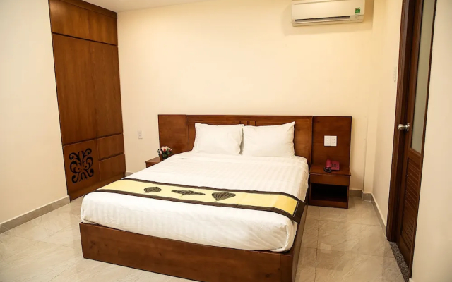 Tu Phuong Hotel