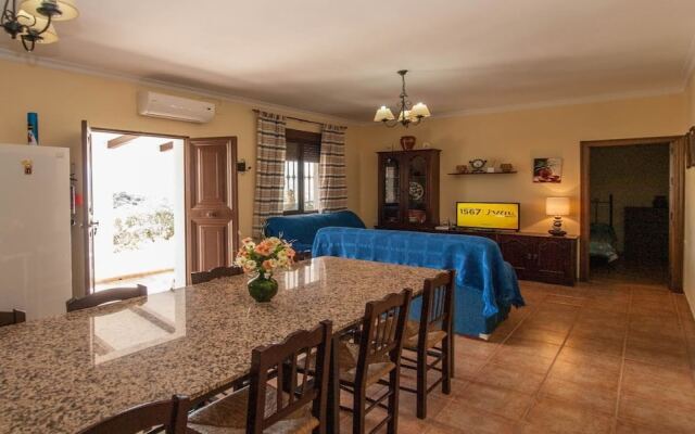 104557 Villa In Algodonales