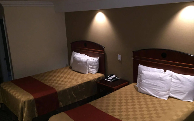 Ontario Inn & Suites