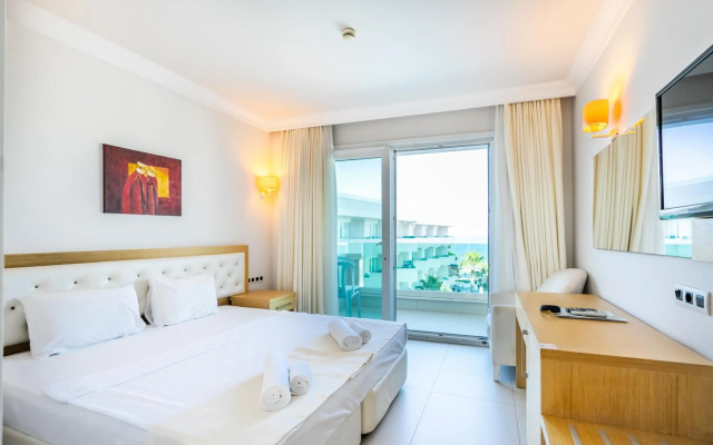 Dragut Point South Hotel