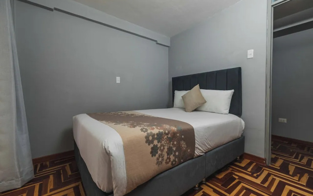San Pedro Apartments