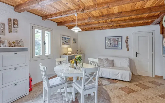 Eco House Zabodarski Beach