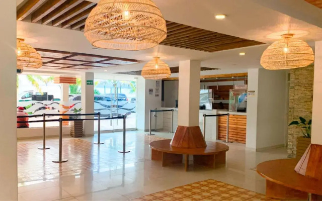 Hotel On Vacation Blue Cove