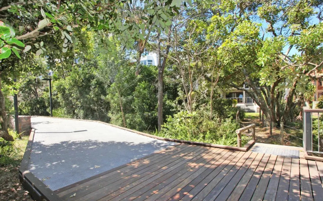 Windmill 4 - Two Bedroom Beachside Apartment on Parkyn Parade!