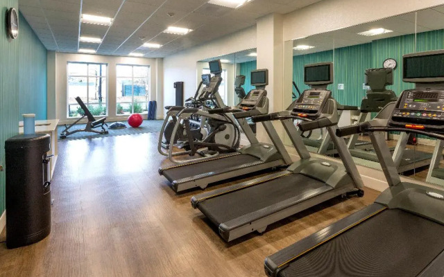 Holiday Inn Express & Suites Seattle South - Tukwila by IHG