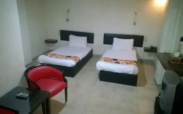Aphamia Hotel