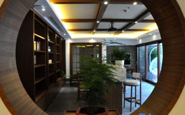 Xiaoqi Wuzhai Zhenpin Hostel