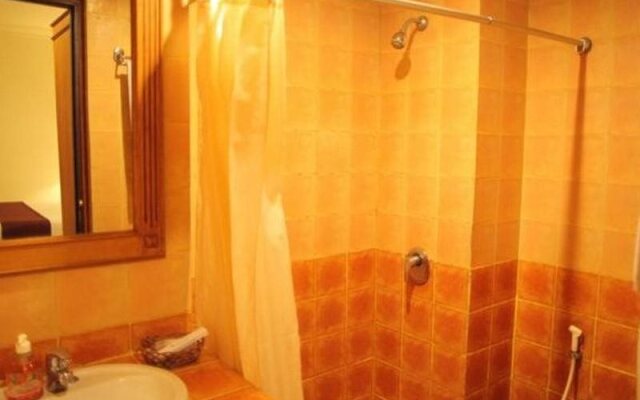 Hotel Budi