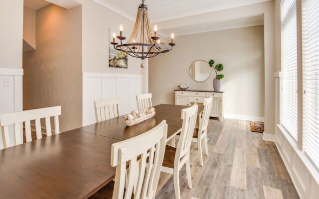 529 The Bayville House