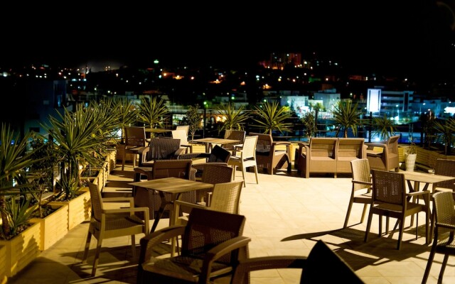 Lescure Business Hôtel and SPA