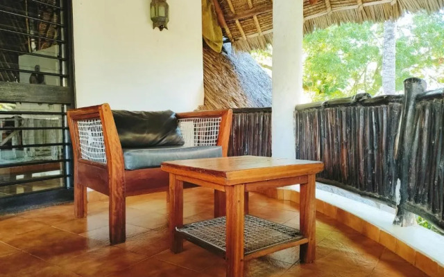 Upani in Daini