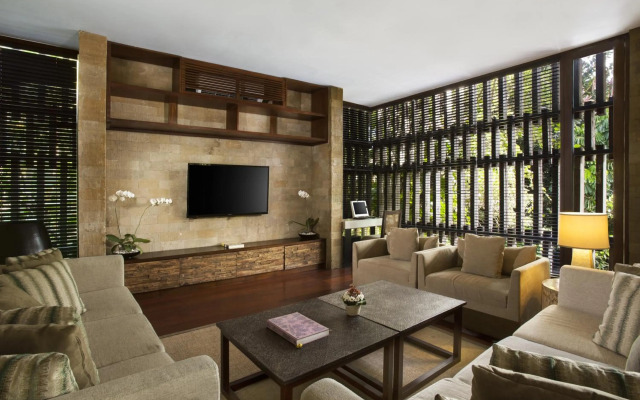 The Elysian Boutique Villa Hotel