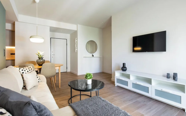 Nostalgia 1-Bedroom Apartment in Athens