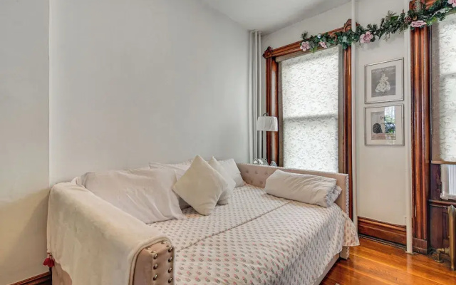 Pet-friendly Allentown Apt Near Hamilton District!