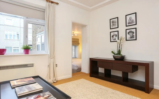 1 Bedroom Flat in South Kensington