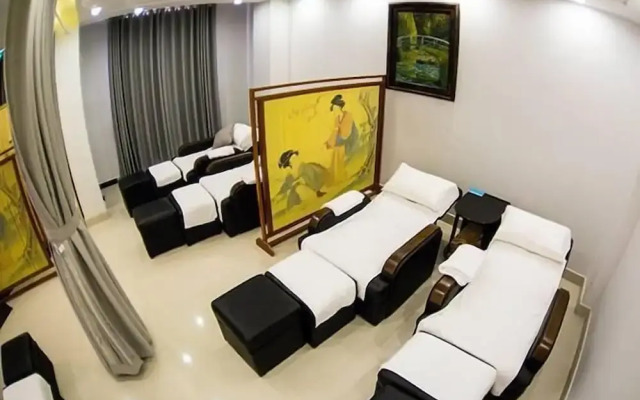 Diamond Hotel