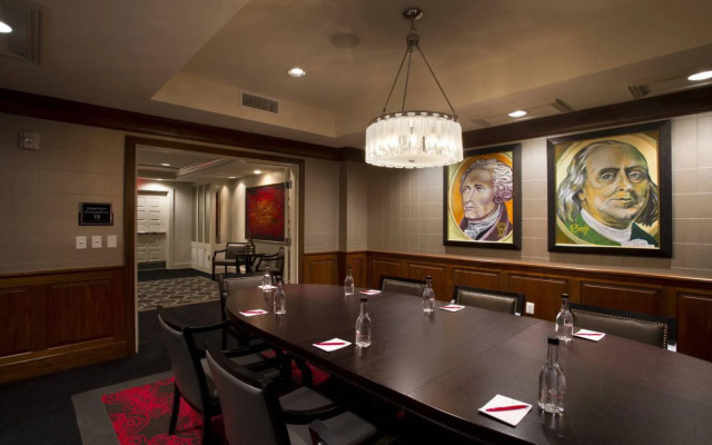 Ambassador Hotel Kansas City, Autograph Collection