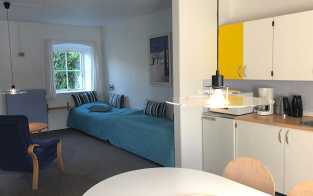 Sostrup Slot og Kloster