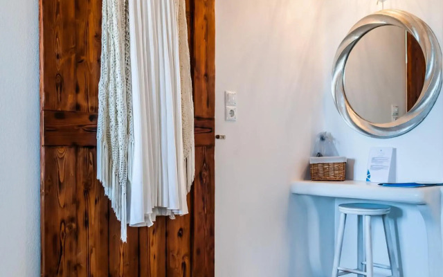 Eiriana Luxury Suites