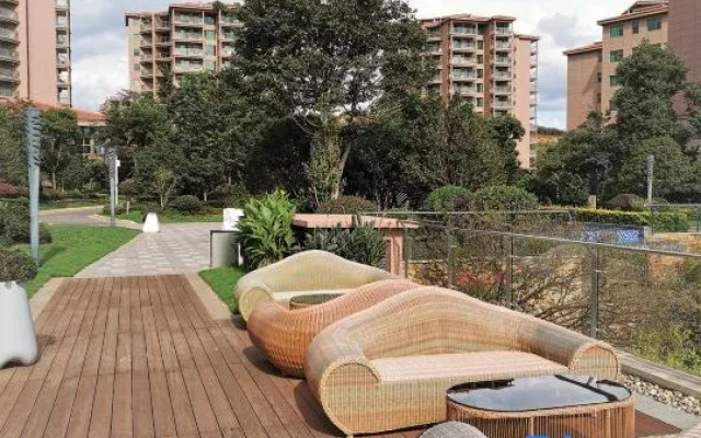 Yuexing Tinghuyuan Guesthouse