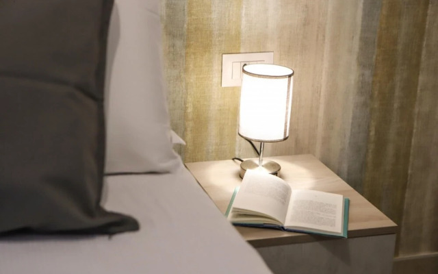 Mira Naples Apartment I Triple