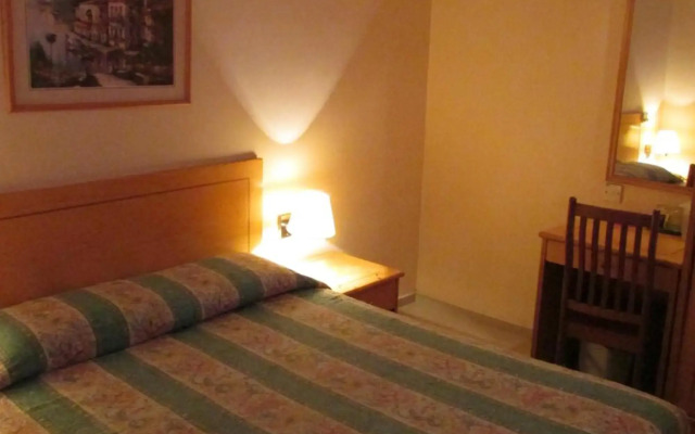 New Orchid Hotel