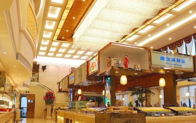 Oceania Hotel