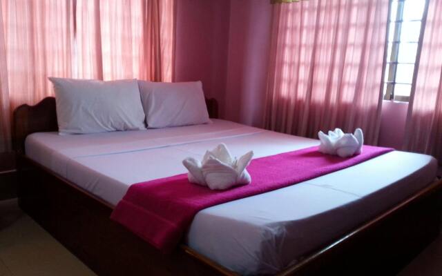 Ta Som Guesthouse & Tour Services