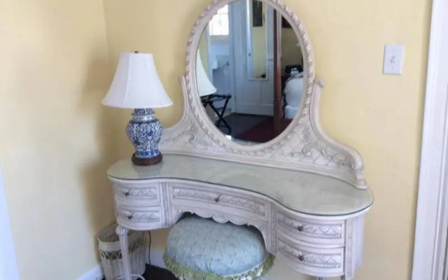 Samuel Durfee House B&B