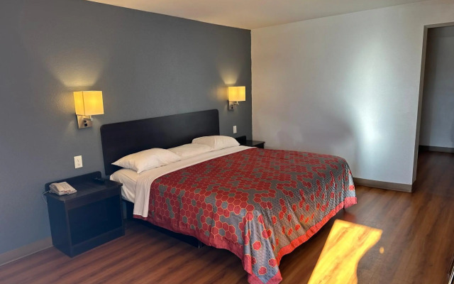 Motel 6 Sullivan, MO