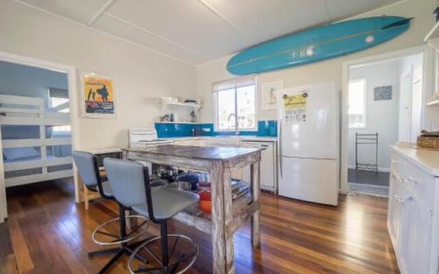 Tallowood beachfront cottage