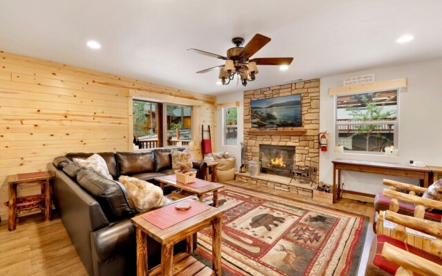 Ashwood Retreat #2050 by Big Bear Vacations