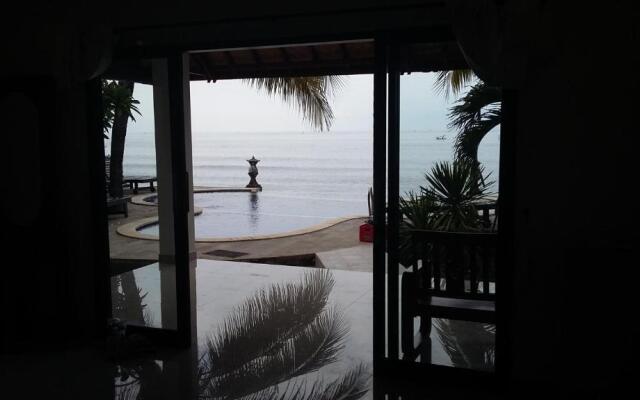 Three Brothers Bobby's Villas