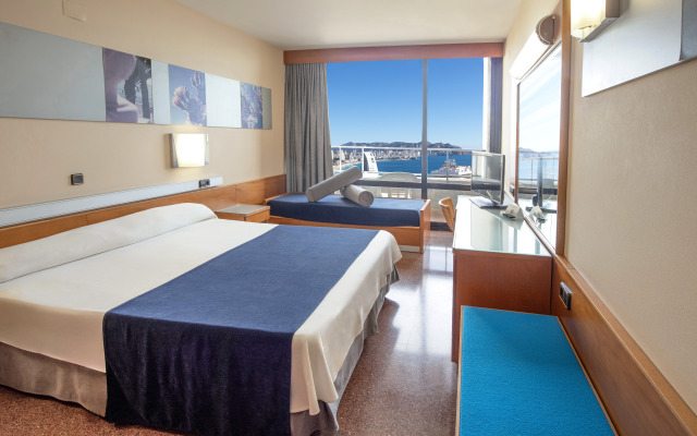 Отель Gran Bali