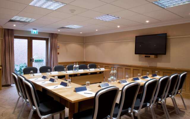 Hilton East Midlands Airport