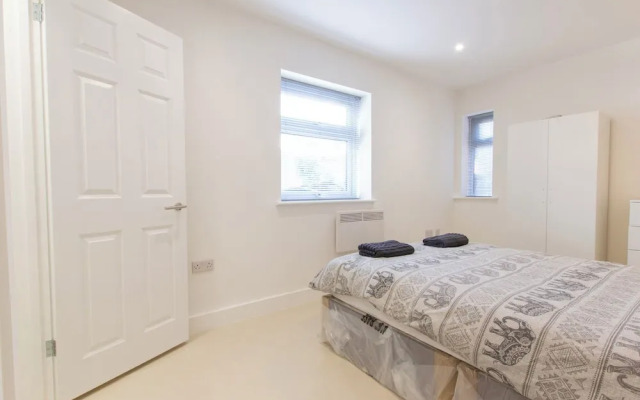 Bridge Road - Room 2a