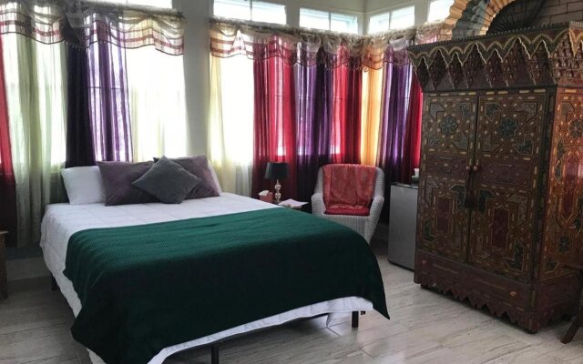 1912 Bed and Breakfast